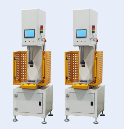 1725946414348643.png 电堆装配压机.png